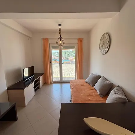 Apartment Lacic - Tisno