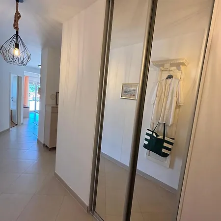 Lacic - Appartement Tisno